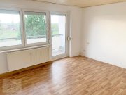 Wülknitz (Landkreis Meißen) ***AB SOFORT ZU VERKAUFEN*** 1-Raumwohnung mit großzügigem Balkon, Einbauküche und Tageslichtbad mit Dusche Wohnung kaufen