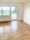Wülknitz (Landkreis Meißen) ***AB SOFORT ZU VERKAUFEN*** 1-Raumwohnung mit großzügigem Balkon, Einbauküche und Tageslichtbad mit Dusche Wohnung kaufen