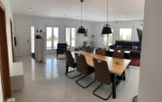Alicante Exklusive Villa mit 3 Schlafzimmern, 2 Bädern, Privatpool, Garage und traumhaftem Meer- und Küstenpanorama Haus kaufen