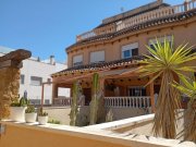 Guardamar del Segura Reihenhaus mit 2 Schlafzimmern, 2 Bädern, Gäste-WC, Dachterrasse, Tiefgaragenstellplatz und Gemeinschaftspool Haus kaufen
