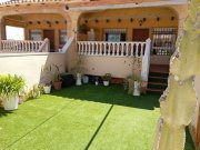 Guardamar del Segura Reihenhaus mit 2 Schlafzimmern, 2 Bädern, Gäste-WC, Dachterrasse, Tiefgaragenstellplatz und Gemeinschaftspool Haus kaufen
