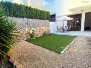 Algorfa Erdgeschoss-Wohnung mit 2 Schlafzimmern, 2 Bädern, Kfz-Stellplatz und Gemeinschaftspool im La Finca Golf Resort Wohnung kaufen