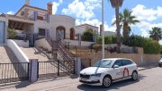 Algorfa Villa mit 3 Schlafzimmern, 2 Bädern, Dachterrasse und Gemeinschaftspool im La Finca Golf Resort Haus kaufen