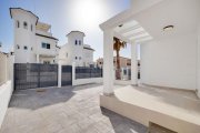 San Fulgencio Villen mit 3 Schlafzimmern, 3 Bädern, Dachterrasse, Kfz-Stellplatz und Gemeinschaftspool Haus kaufen