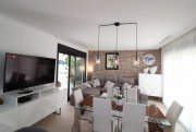 Benijófar Moderne Doppelhaushälfte mit 3 Schlafzimmern, 2 Bädern, Gäste-WC, Dachterrasse und Privatpool Haus kaufen
