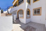 Torrevieja Erdgeschosswohnung mit Terrasse, Innenhof und Gemeinschaftspool Wohnung kaufen