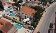 Torrevieja Villa mit 3 Schlafzimmern, 3 Bädern, Garage und Privatpool in El Chaparral Haus kaufen