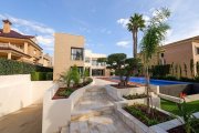 Drachhausen Luxuriöse, bezugsfertige Villa direkt am Strand Haus kaufen