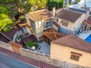 Torrevieja Freistehende Villa mit privatem Pool und großem Grundstück in Los Balcones Haus kaufen