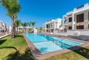 Torrevieja Sehr schöne Erdgeschoss-Wohnungen mit 3 Schlafzimmern, 2 Badezimmern und 2 Gemeinschaftspool Wohnung kaufen
