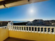 La Mata Maisonette-Wohnung mit 3 Schlafzimmern, 2 Bädern, 2 Kfz-Stellplätzen, Gemeinschaftspool und Meerblick nur 100 m vom Strand