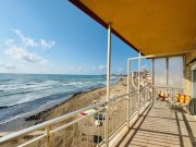 La Mata Renovierungsbedürftiges Appartement mit 2 Schlafzimmern und 1 Bad in erster Linie am Strand Wohnung kaufen