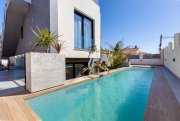 Torrelamata Fantastische Villen mit 4 Schlafzimmern, Klimaanlage, Fußbodenheizung, Meerblick und Privatpool nur 70 m vom Strand Haus kaufen