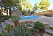 Orihuela Costa Beeindruckendes Villenobjekt mit 6 Schlafzimmern und Privatpool Haus kaufen