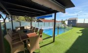 Orihuela Costa Freistehendes Haus im rustikal-modernen Stil mit privatem Pool, Whirlpool und Keller Haus kaufen