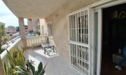 Orihuela Costa Spektakuläre und geräumige Erdgeschosswohnung mit 2 Schlafzimmern, 2 Bädern und Blick auf den Pool Wohnung kaufen