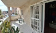 Orihuela Costa Spektakuläre und geräumige Erdgeschosswohnung mit 2 Schlafzimmern, 2 Bädern und Blick auf den Pool Wohnung kaufen