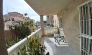 Orihuela Costa Spektakuläre und geräumige Erdgeschosswohnung mit 2 Schlafzimmern, 2 Bädern und Blick auf den Pool Wohnung kaufen