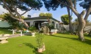 Orihuela Costa Spektakuläre Villa im mediterranen Stil mit 3 Schlafzimmern, 3 Bädern und Privatpool in Dehesa de Campoamor nur 950 m vom Haus