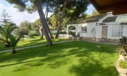 Orihuela Costa Spektakuläre Villa im mediterranen Stil mit 3 Schlafzimmern, 3 Bädern und Privatpool in Dehesa de Campoamor nur 950 m vom Haus