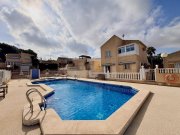 Orihuela Costa Villa mit 4 Schlafzimmern, 2 Bädern und Gemeinschaftspool Haus kaufen