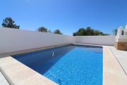 San Miguel de Salinas Villa mit 3 Schlafzimmern, 2 Bädern, Gäste-WC, Garage und Privatpool in Lakeview Mansions Haus kaufen