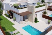 Entrenaranjos Doppelhaushälfte mit 2 Schlafzimmern, 2 Bädern, Einbauküchen mit Elektrogeräten, Kfz-Stellplatz und Privatpool in einer Haus