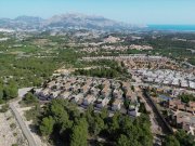 Polop Eingeschossige Villen mit 3 Schlafzimmern, 3 Bädern, Einbauküchen mit Elektrogeräten, Kfz-Stellplatz, Privatpool und Haus