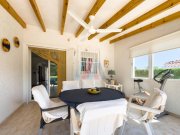 La Nucía Eingeschossige Villa mit 3 Schlafzimmern, 1 Bad, Garage und Privatpool in Barranco Hondo Haus kaufen