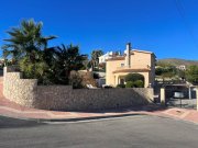 El Campello Villa mit 3 Schlafzimmern, 2 Bädern, Privatpool, Garage und Panoramablick auf die Küste und das Meer Haus kaufen