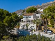 Altea Villa in mediterranem Stil mit beheiztem Pool und viel Privatsphäre in der Nähe des Golfplatzes von Altea Haus kaufen
