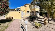Denia Sehr gepflegte Villa mit großem Grundstück, großem Pool, Tennisplatz, Brunnen, Garage, Heizung, Klima und vielen Extras Haus