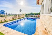 Calpe Ansprechende Villa mit 3 Schlafzimmern, 2 Bädern, Garage, Privatpool, Meerblick und Blick auf den Peñon de Ifach Haus kaufen