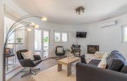 Benissa Beeindruckende renovierte Villa mit 3 Schlafzimmern, 3 Bädern, Privatpool und Vermietlizenz, nur 2 Gehminuten vom Strand Haus