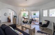 Benissa Beeindruckende renovierte Villa mit 3 Schlafzimmern, 3 Bädern, Privatpool und Vermietlizenz, nur 2 Gehminuten vom Strand Haus