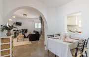 Benissa Beeindruckende renovierte Villa mit 3 Schlafzimmern, 3 Bädern, Privatpool und Vermietlizenz, nur 2 Gehminuten vom Strand Haus