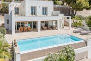 Moraira Moderne Villa mit spektakulärem Meerblick Haus kaufen