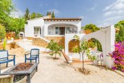 Moraira Villa mit 3 Schlafzimmern, 3 Bädern, Privatpool und Meerblick Haus kaufen
