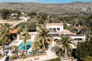 Teulada Charmantes Landhaus mit 3 Schlafzimmern, 3 Bädern, Privatpool und sehr schönem Ausblick Haus kaufen