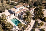 Teulada Charmantes Landhaus mit 3 Schlafzimmern, 3 Bädern, Privatpool und sehr schönem Ausblick Haus kaufen