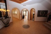 Javea Erstklassige Villa mit Infinity-Pool, Barbecue, Spielplatz, Doppelgarage, Keller, Garten, Balkon, Terrasse, viele Details, auf