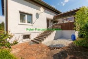 Naunhof gepflegtes Einfamilienhaus mit Pool, großem Garten und 2 Garagen Haus kaufen