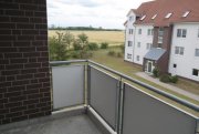 Leuna Gemütliche und gut vermietete 3-Zimmer mit Balkon, Wannenbad und Stellplatz in ruhiger Lage! Wohnung kaufen