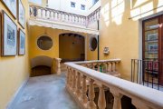 Palma de Mallorca HIstorischer Palast in der Altstadt von Palma Haus kaufen