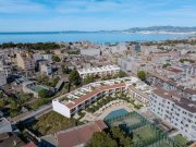 Palma de Mallorca Obergeschoss-Wohnungen mit 2 Schlafzimmern, 2 Bädern, Einbauküchen mit Elektrogeräten, Klimaanlage und Tiefgaragenstellplatz