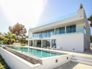 Palma de Mallorca Luxuriöse Neubau-Villa mit Pool und Meerblick im exklusiven Son Vida Haus kaufen