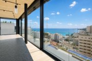 Palma / Cala Major Leben am Meer: Exklusives Duplex-Penthouse mit 105 m² Dachterrasse und privatem Pool Wohnung kaufen