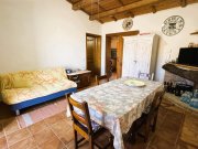 Aggius Restauriertes Stazzo mit Magazin auf 1 Hektar Grundstück, Aggius Haus kaufen