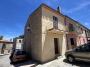 Aglientu Renovierungsbedürftiges Haus an der Piazza Alivia, Aglientu Haus kaufen