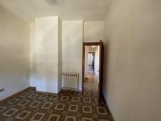 Aglientu Renovierungsbedürftiges Haus an der Piazza Alivia, Aglientu Haus kaufen